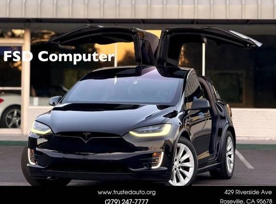 TESLA MODEL X 2017 5YJXCDE2XHF041806 image